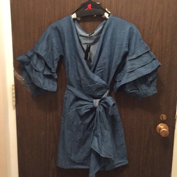 Fashion Web Tops - FASHION WEB BLUE DENIM WRAP/PUFFY SLEEVE TUNIC NEW